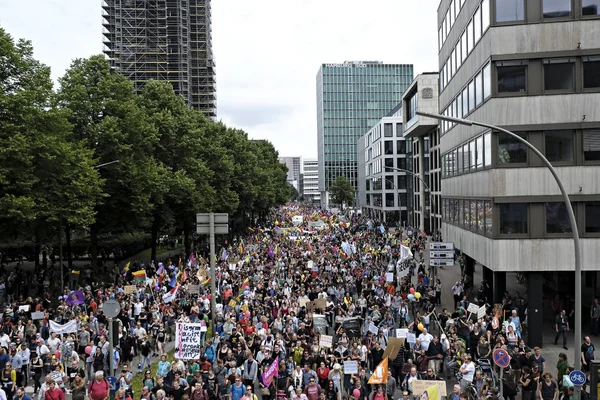 Almanya-G20-Summit-demo-siyaset-protesto