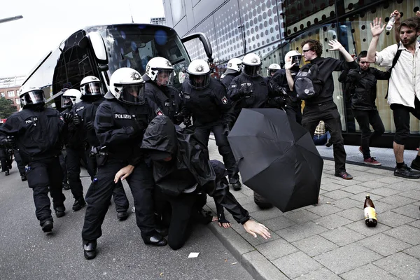 Németország-G20-csúcstalálkozó-demo-politika-Protest — Stock Fotó