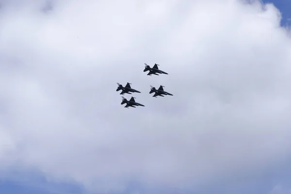 Des Jets Militaires Survolent Palais Royal Jour Fête Nationale Belge — Photo