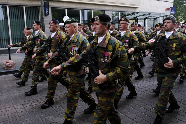 Fuerzas Armadas Belgas Ven Durante Desfile Militar Día Nacional Belga —  Fotos de Stock