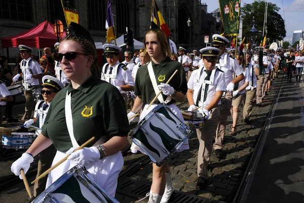 Una Banda Actúa Durante Desfile Militar Día Nacional Belga Bruselas — Foto de Stock