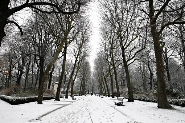 BÉLGICA - TIEMPO - SNOW — Foto de Stock