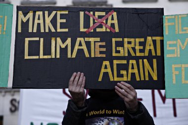 Belçika-siyaset-Trump-açılış-protesto