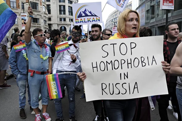 Marcha Los Participantes Durante Desfile Del Orgullo Gay Belga Bruselas — Foto de Stock