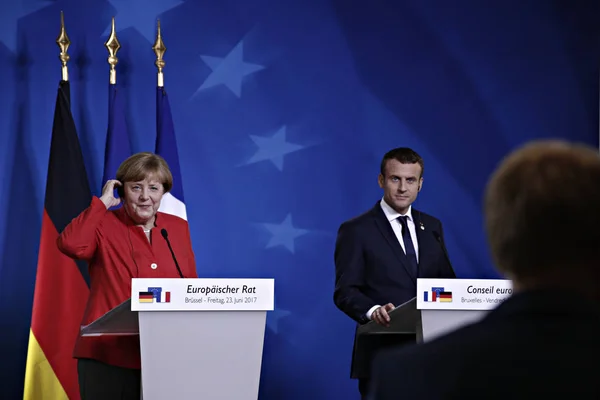 Bundeskanzlerin Angela Merkel Links Und Der Französische Präsident Emmanuel Macron — Stockfoto