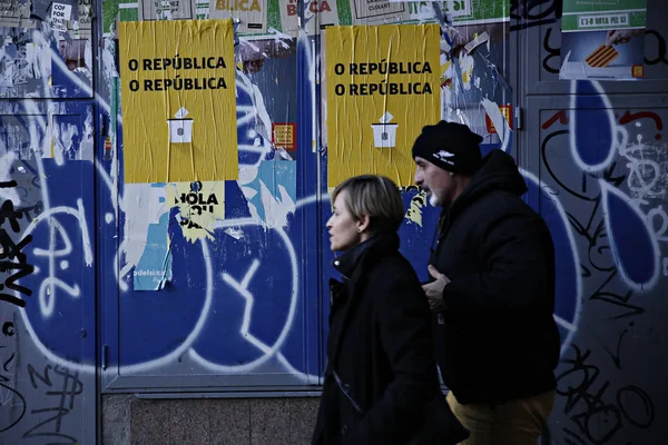 ESPAÑA - CATALONIA - POLÍTICA - VOTACIÓN — Foto de Stock