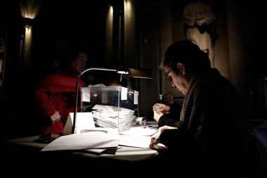 İspanya-Katalonya-siyaset-oy