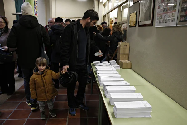 Spanje-Catalonië-politiek-stemming — Stockfoto