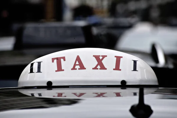 Belgia-protest-taksówka-Uber-transport — Zdjęcie stockowe