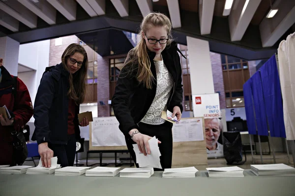 FRANKRIG - FRANKRIG 2017 - VOTE - ELEKTIONER - POLITIK - Stock-foto