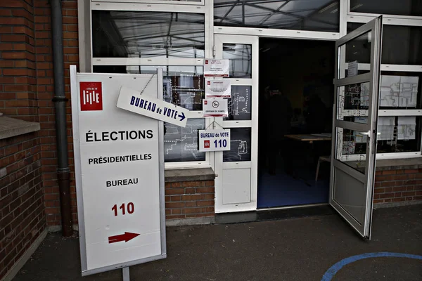 Francja-France2017-głosowanie-wybory-polityka — Zdjęcie stockowe