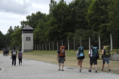 Almanya-Tarih-Holokost-suç