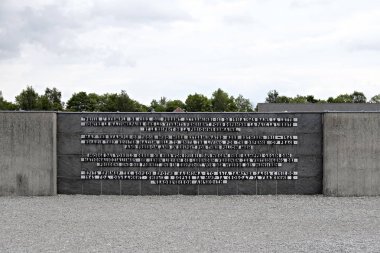 Almanya-Tarih-Holokost-suç