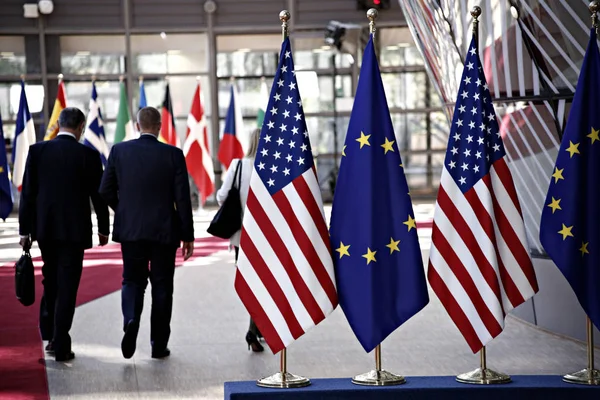 Belgia-USA-UE-dyplomacja-Trump — Zdjęcie stockowe