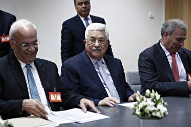 Filistin Devlet Başkanı ve Filistin Ulusal yetkilisi Mahmoud Abbas ile Avrupa Konseyi Başkanı Donald Tusk arasında Brüksel 'de toplantı, 27 Mart 2017, Belçika.