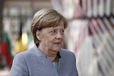 Brüksel 'de Avrupa Konseyi 'nde özel Avrupa Konseyi (sanat 50), 29 Nisan 2017 tarihinde Belçika 'da. Özel Avrupa Konseyi (madde 50), bir Ab27 formatında, Brexit müzakereleri için yönergeleri benimseyen.