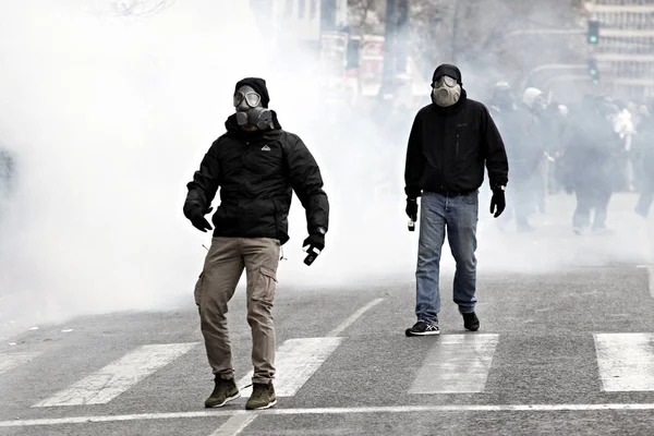 Benzínová Bomba Exploduje Policie Při Výtržnosti Při Střetech Demonstranty Během — Stock fotografie