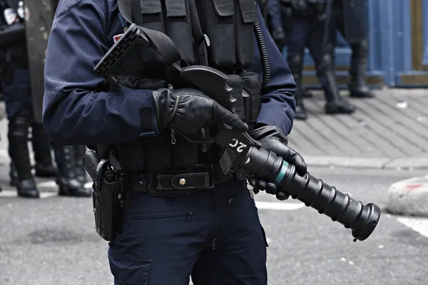 París Junio 2016 Los Antifascistas Enfrentaron Con Policía Antidisturbios Durante —  Fotos de Stock