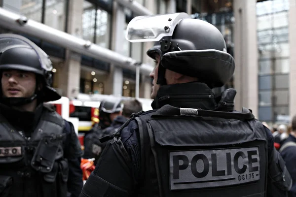 Демонстрація Управлінні Наслідками Теракту Членами Французьких Спеціальних Поліцейських Сил Інтервенційної — стокове фото