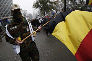 Belçika-askeri-demo