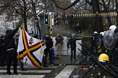 Belçika-askeri-demo