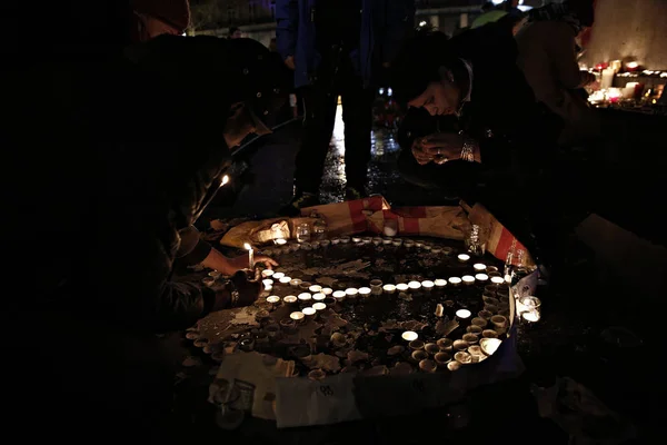 CERIMONIE ANNIVERSARIE FRANCIA-ATTACCHI — Foto Stock