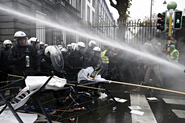 ベルギー - 軍事 - デモ — ストック写真