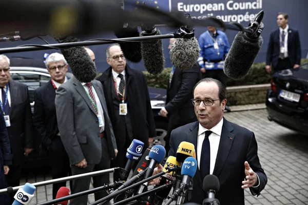 Presidente Francês François Hollande Conversa Com Imprensa Após Fim Cimeira — Fotografia de Stock