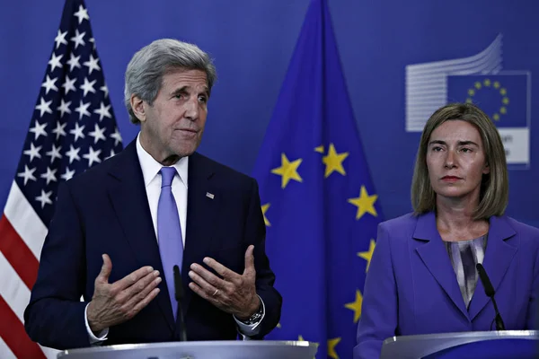 Usa Utrikesminister John Kerry Talar Media Konferens Huvudkontor Bryssel Måndagen — Stockfoto