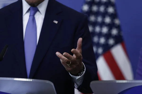 Außenminister John Kerry Spricht Während Einer Pressekonferenz Der Zentrale Brüssel — Stockfoto