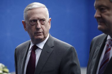 ABD Savunma Bakanı James Mattis, 11 Temmuz 2018'de Belçika'nın başkenti Brüksel'deki Parc du Cinquantenaire'de NATO üyelerinin çalışma yemeği için geldi.