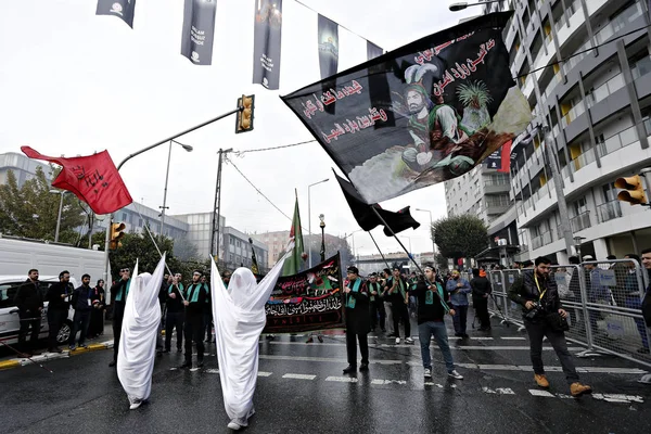 Turkish Shiites Shout Islamic Slogans Mourn Ashura Procession Istanbul Turkey — Stock Photo, Image