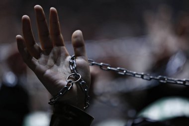 Türk Şiitler, Istanbul 'da bir Ashura atsiyonu sırasında yas tuttuğu için Islam sloganları atan insanlar, 23 Ekim 2015, Türkiye