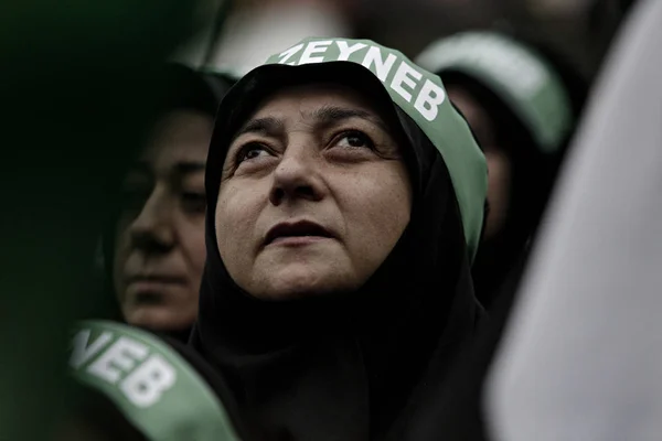 Turkiska Shiiter Människor Ropar Islamiska Slagord Som Sörjer Ashura Procession — Stockfoto