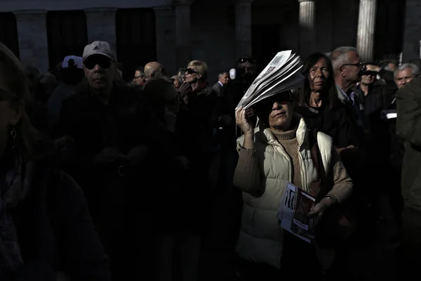 Rentner Nehmen Einer Demonstration Teil Gegen Rentenkürzungen Und Neue Staatliche — Stockfoto