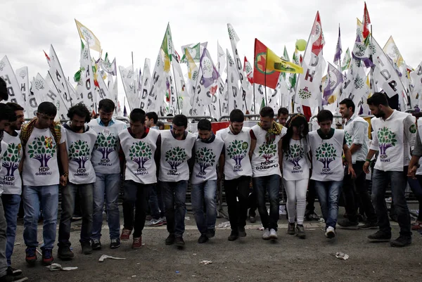 Partidarios Del Partido Democrático Popular Hdp Prokurdo Ondean Banderas Mientras — Foto de Stock