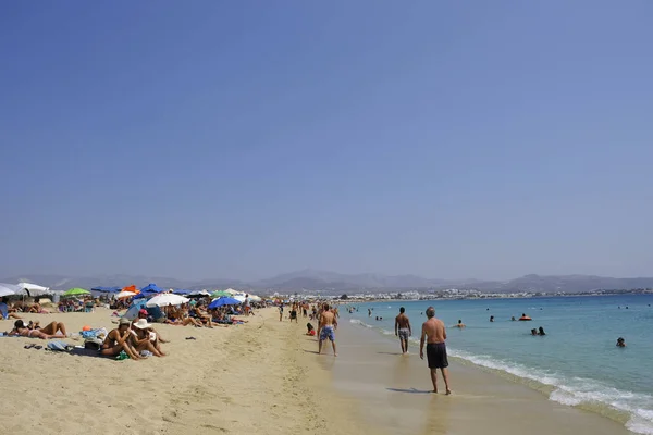 Gente Disfruta Del Clima Soleado Mientras Nadan Mar Playa Agios — Foto de Stock