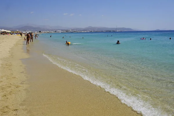 Människor Njuter Det Soliga Vädret När Simmar Havet Stranden Agios — Stockfoto