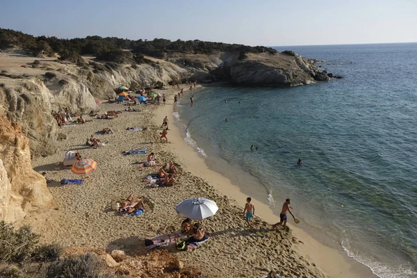 Les Gens Détendre Sur Plage Alyko Dans Île Naxos Grèce — Photo