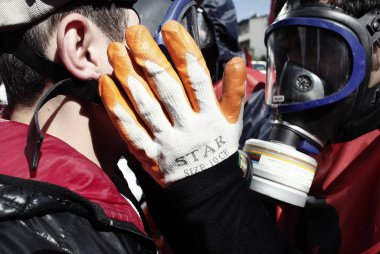 Türkiye, İstanbul: Türk polisi su kanonu ve göz yaşartıcı gaz kullandı