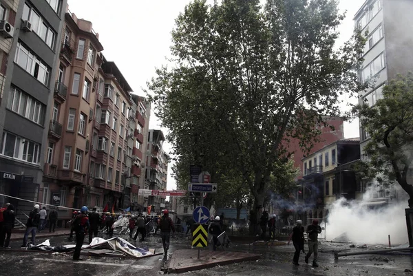Turkije, Istanboel: Turkse politie gebruikte water Canon en scheur gas t — Stockfoto