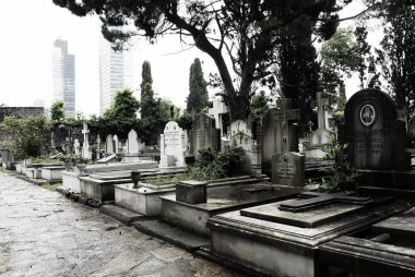 İstanbul Doğu Ortodoks Mezarlığı'nda Mezarlık şapel, Türkiye Haziran'da 4, 2014. Mezarlık, İstanbul'da Ortodoks inancını ilan eden insanların son istirahat gönlüdür.. 