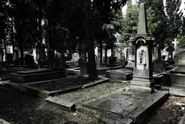 2014년 이스탄불 정교회 묘지묘지 매장지는 이스탄불의 신앙을 고백하는 사람들의 마지막 — 스톡 사진
