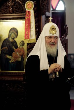 Moskova Patriği ve Tüm Rusya Kirill Veria St Luke Kutsal Manastırı'nda bir dini ayin yer alır, Yunanistan Haziran 7, 2013.