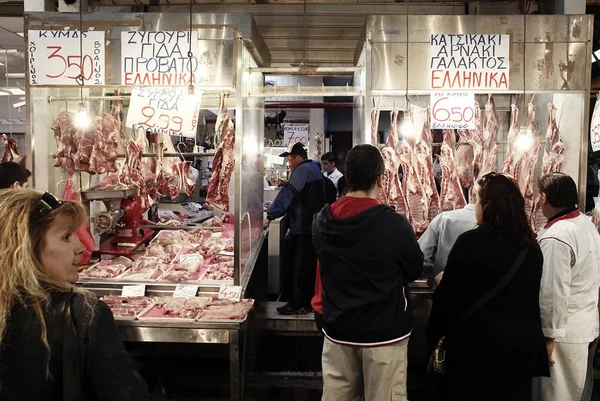 Consumidores Caminham Dentro Mercado Público Salónica Grécia Abril 2014 — Fotografia de Stock