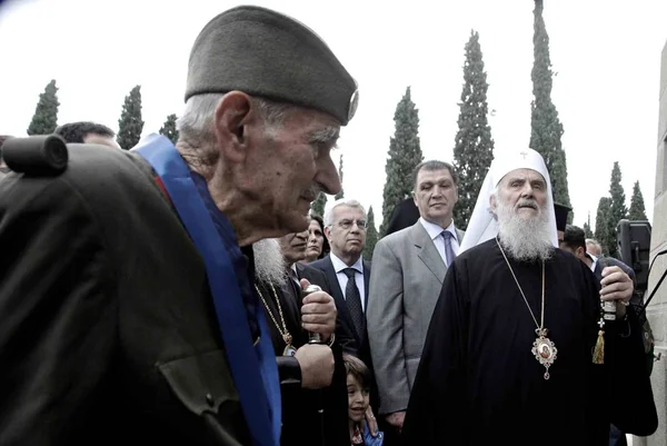 Patriarca Iglesia Ortodoxa Serbia Irinej Llega Para Servir Memoria Las —  Fotos de Stock