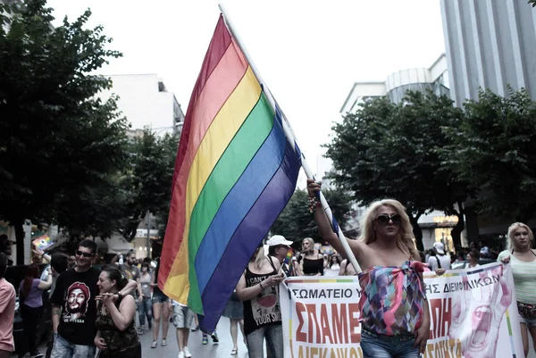 Deltagarna Marscherar Gay Pride Parade Thessaloniki Grekland Den Juni 2014 — Stockfoto