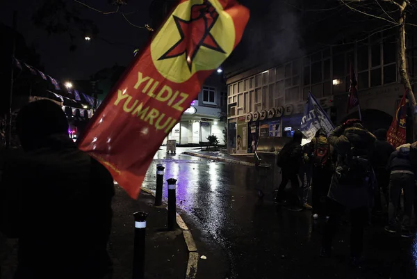 Stanbul Hükümet Karşıtı Bir Protesto Sırasında Polis Göstericiler Çatıştı Türkiye — Stok fotoğraf