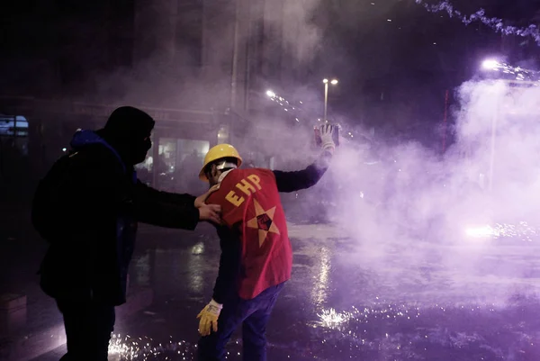 Rendőrség Tüntetők Összecsapott Során Kormányellenes Tiltakozás Isztambulban Törökország Február 2014 — Stock Fotó