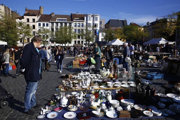 Consommateurs Marché Aux Puces Place Jeu Balle Brussel Belgique Octobre — Photo